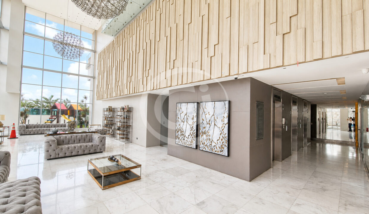 13 Lobby Pacific Hills Elite 26A