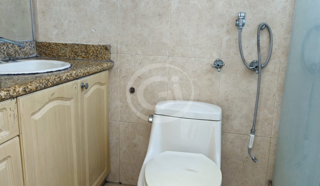13. Baño habitación principal Costa Pacífica Venta reposeído Banistmo