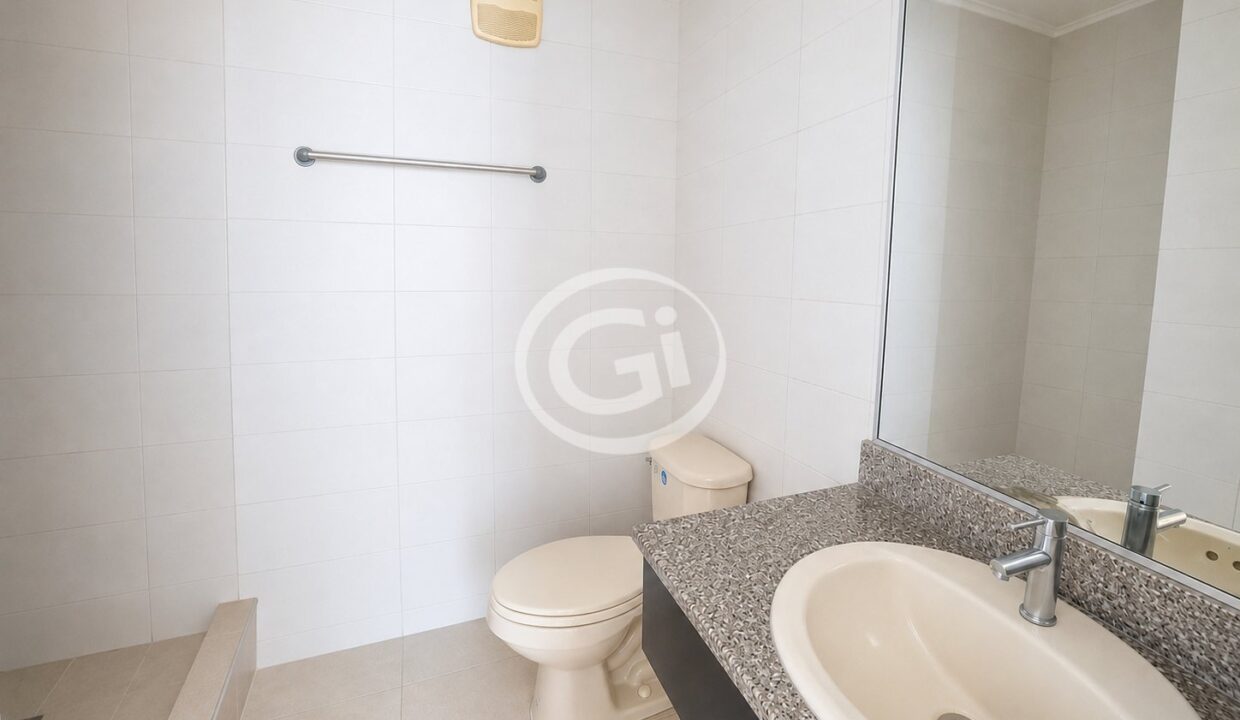 14. Baño de visita venta Green Park reposeido