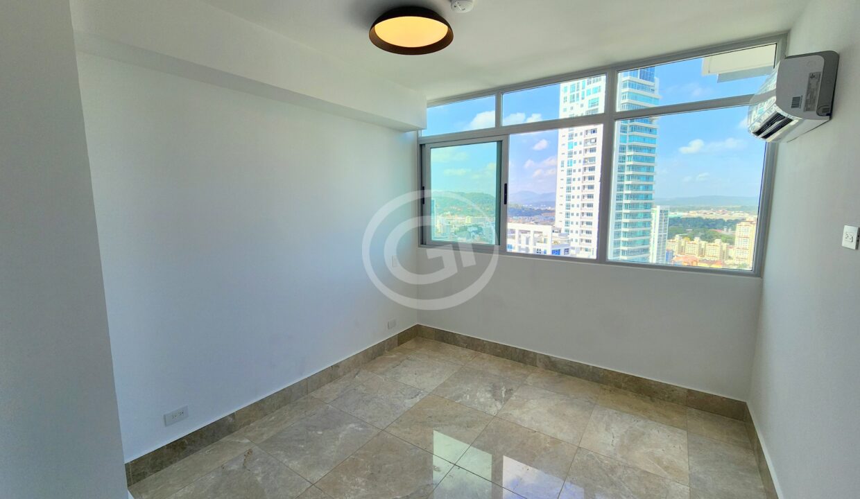 14. Habitación Principal. Costanera Mod C Alquiler. Bella Vista