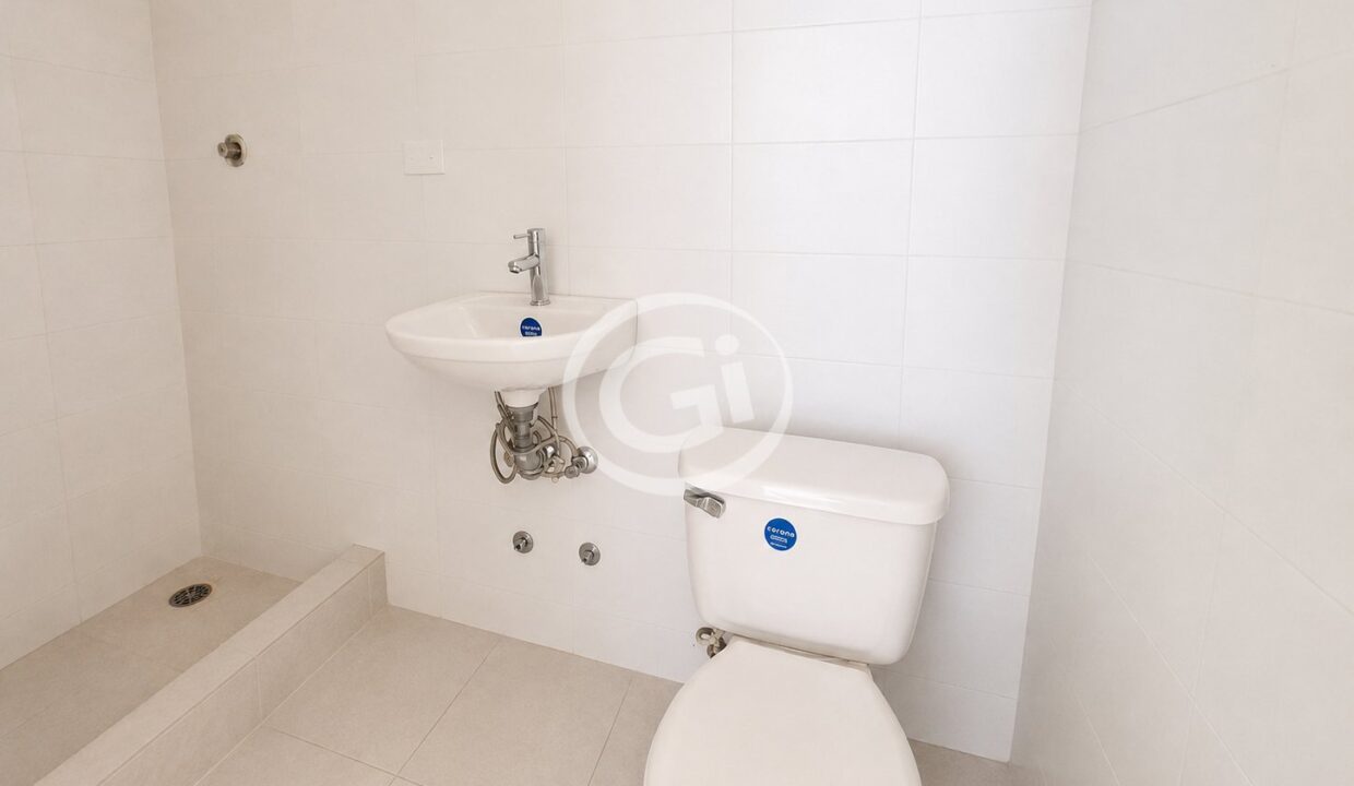 16. Baño de empleada venta Green Park reposeido