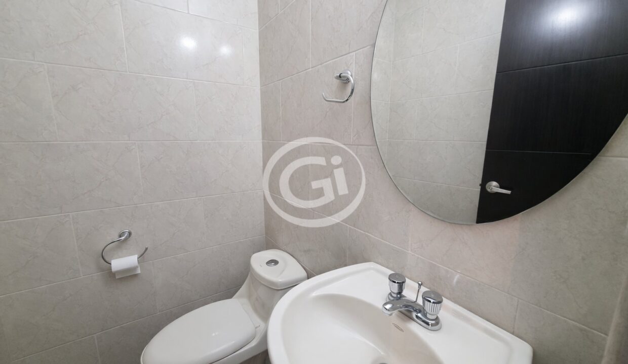 18. Baño de visitas Alquiler Bayfront