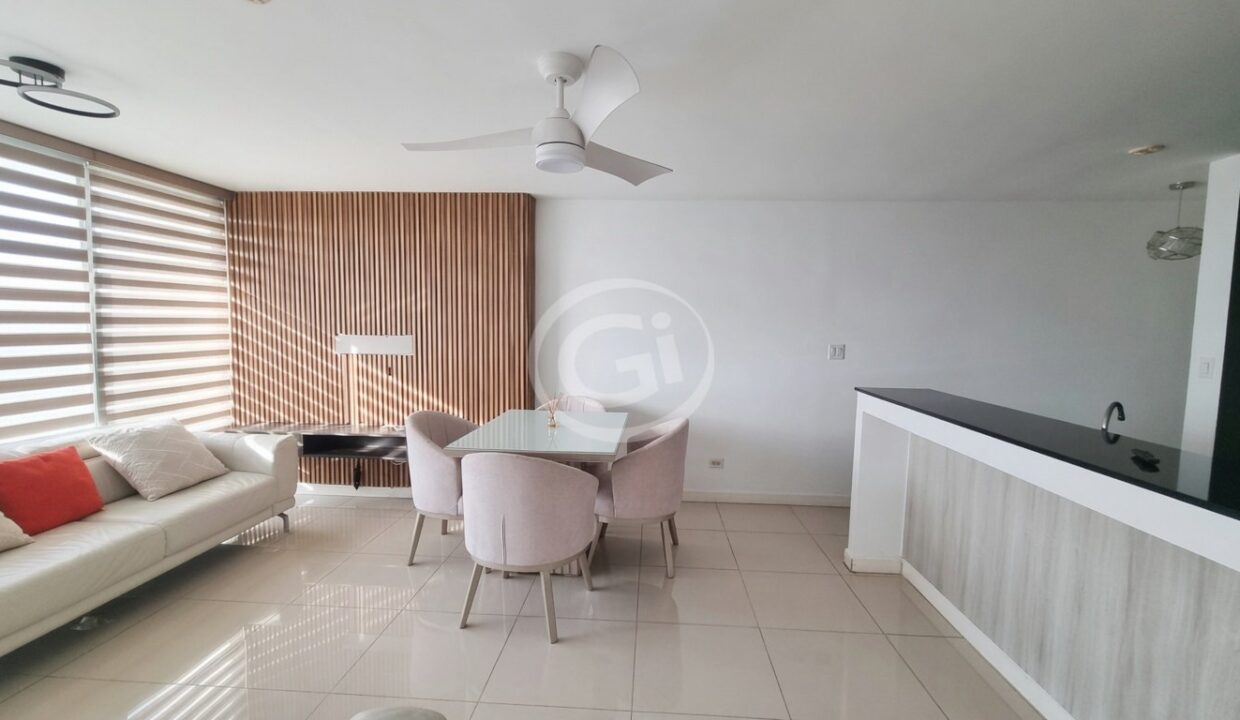 18. Sala Comedor Apartamento Alquiler Coral Plaza Tumba Muerto