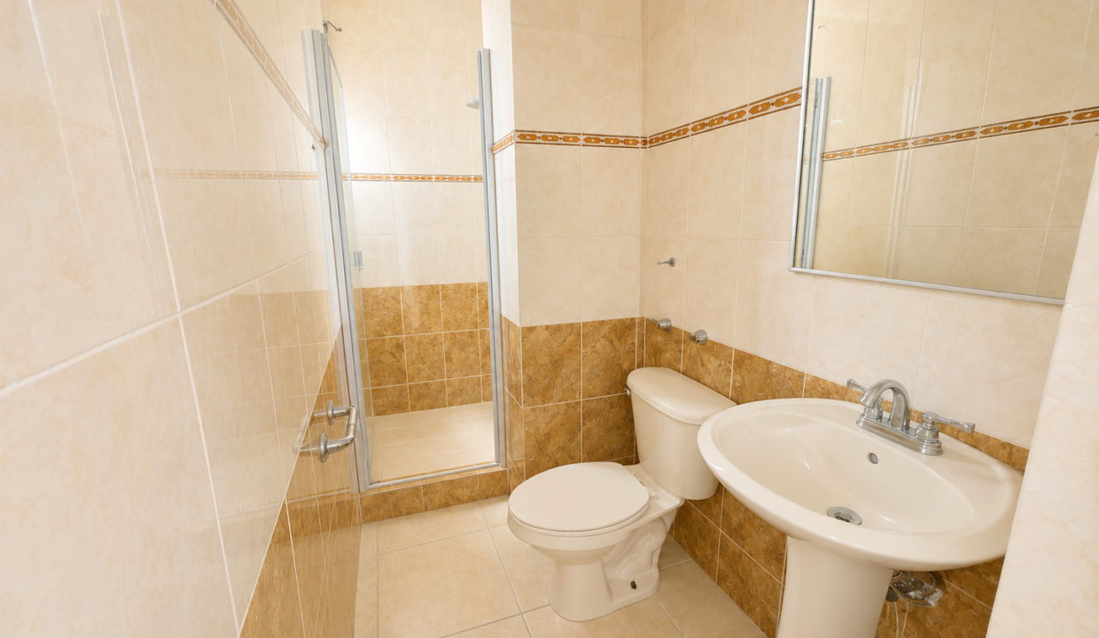 19. Baño 2 venta apartamento El Carmen Bienes Reposeidos