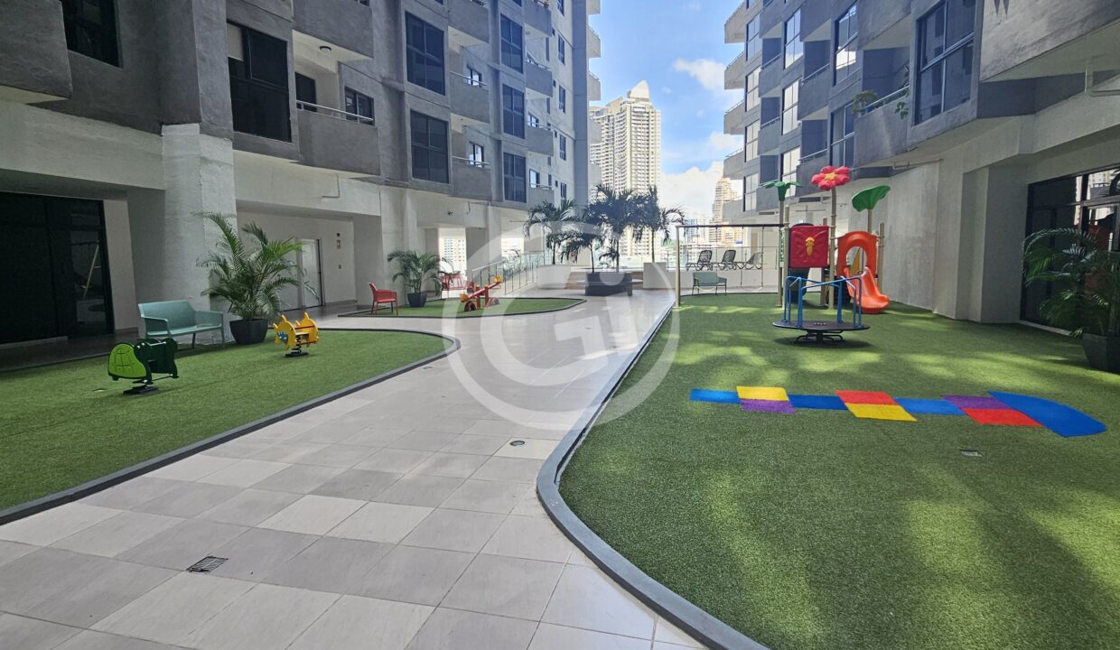 19. Parque infaltil. WorldWide Plaza apartamento. Alquiler