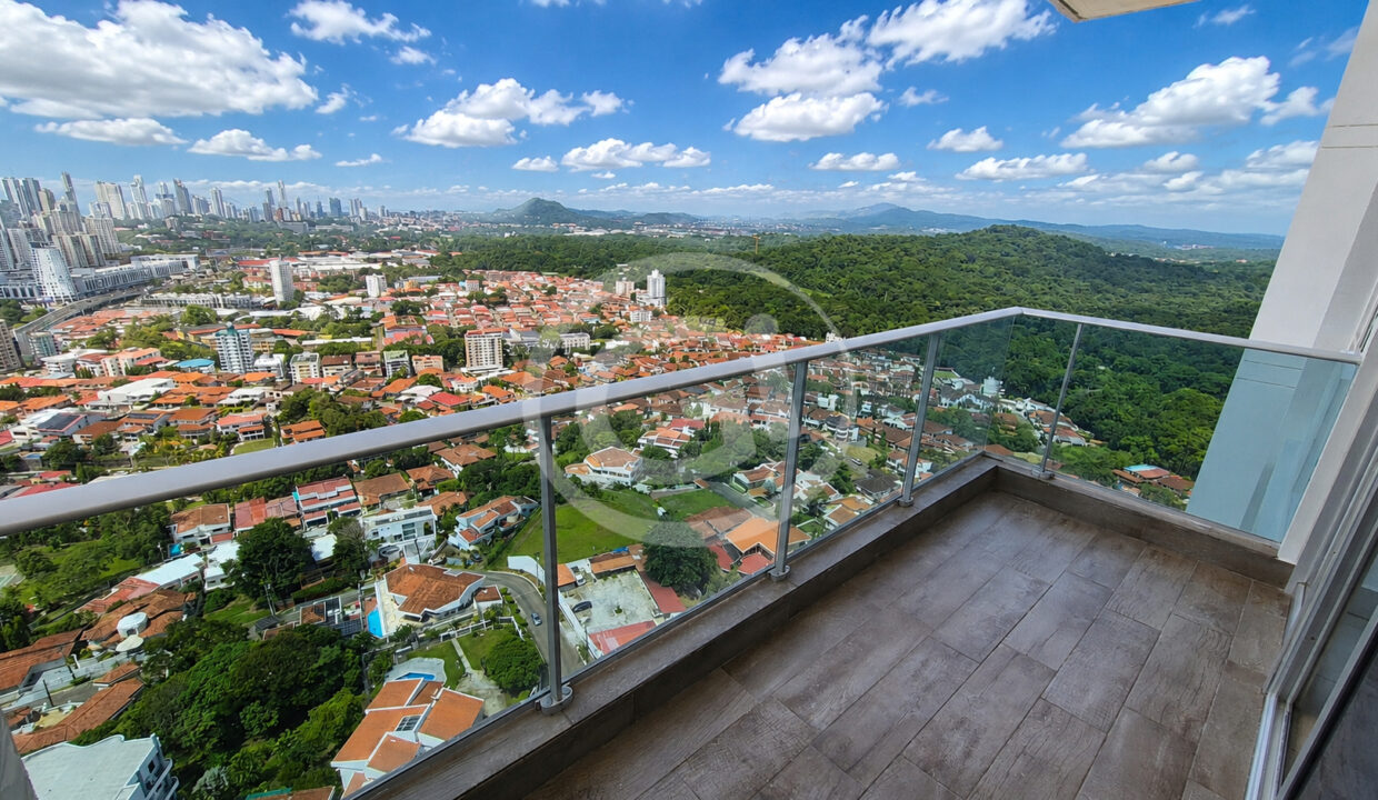 2 balcon Pacific Hills Elite 26A