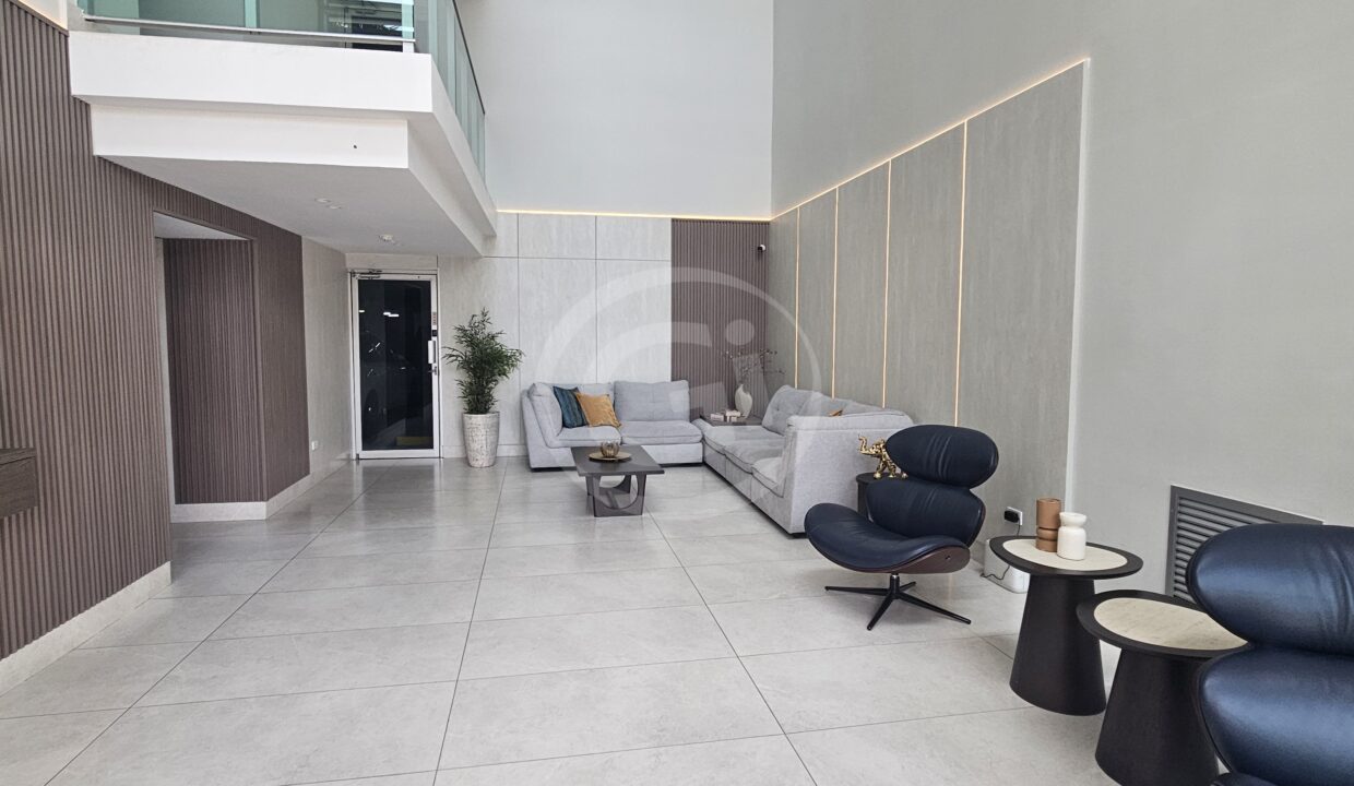 2. Lobby Sol del Este Venta Apartamento Reposeído Banistmo