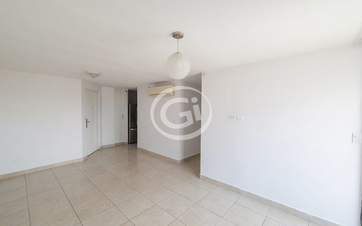 2. Sala Alquiler Condado Country