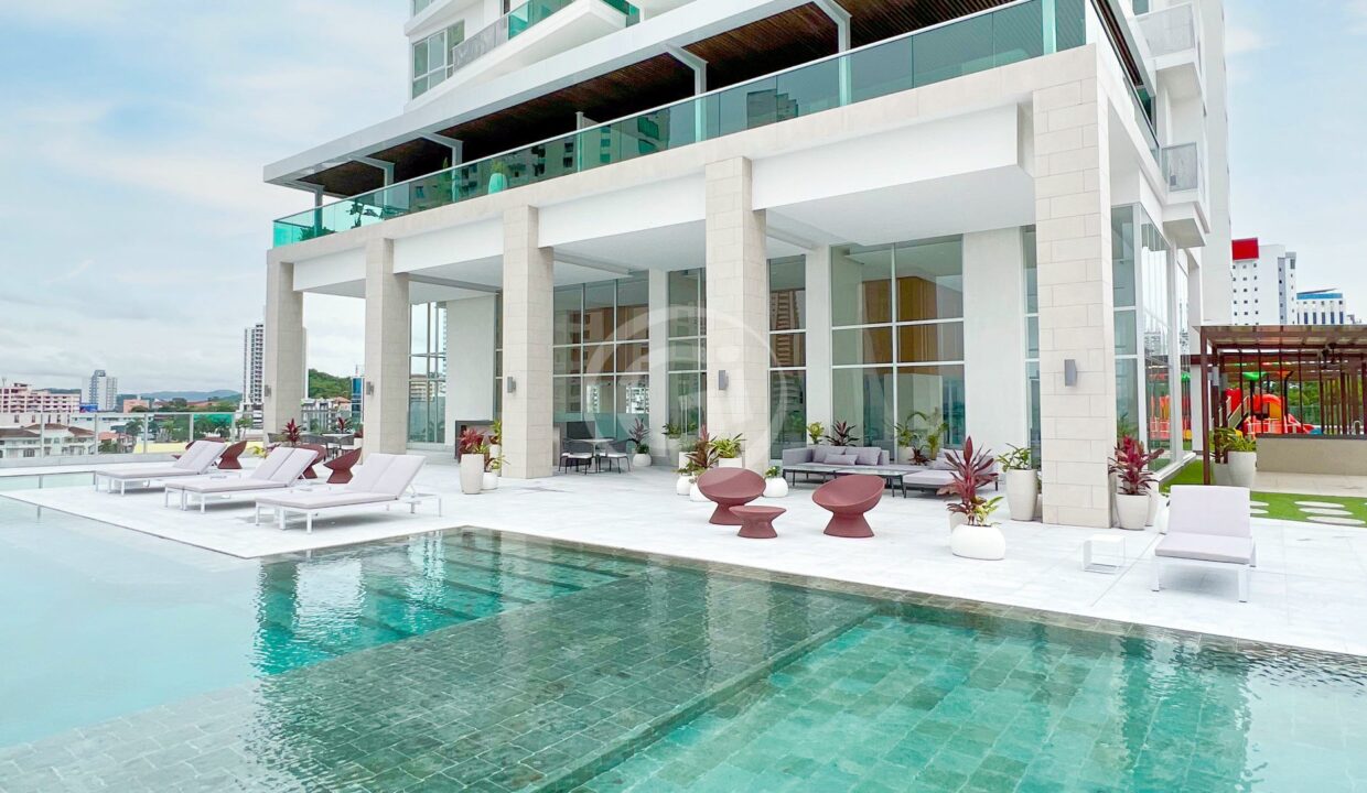 23. Piscina. Costanera Mod C Alquiler. Bella Vista