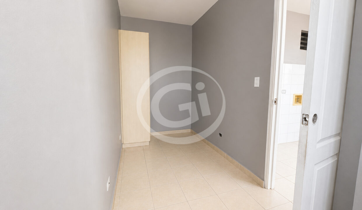 25. Habitación de empleada venta apartamento El Carmen Bienes Reposeidos