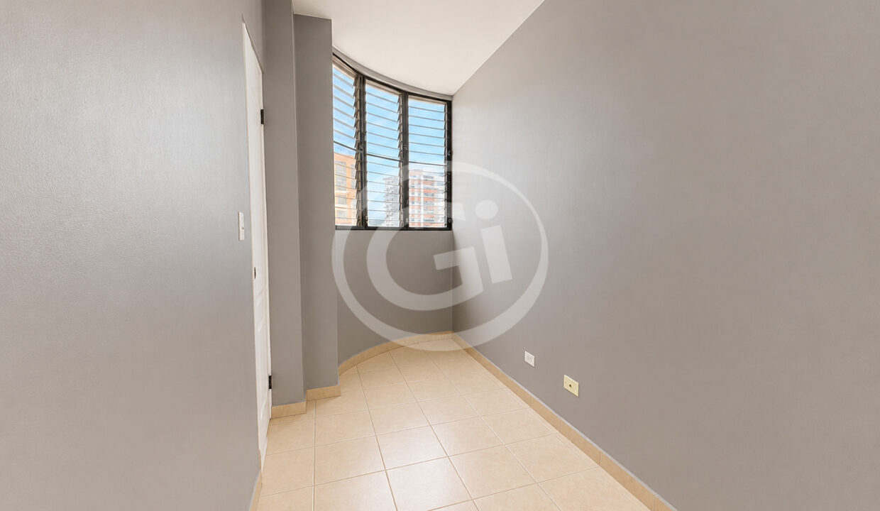 26. habitación de empleada venta apartamento El Carmen Bienes Reposeidos