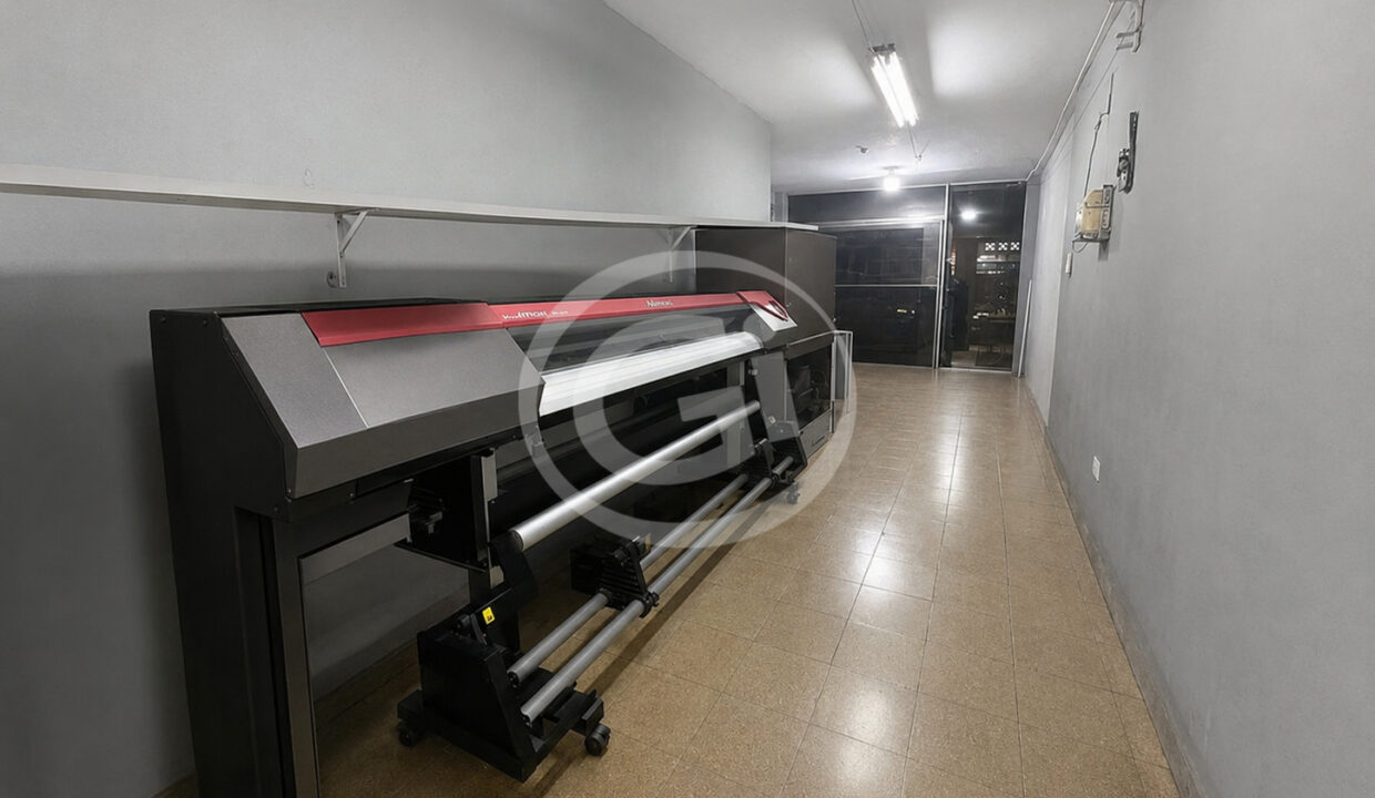 3. Area comercial venta casa Santa Elena, Parque Lefevre