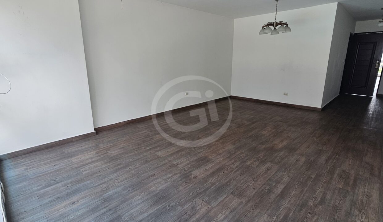 5. Sala Sol del Este Venta Apartamento Reposeído Banistmo