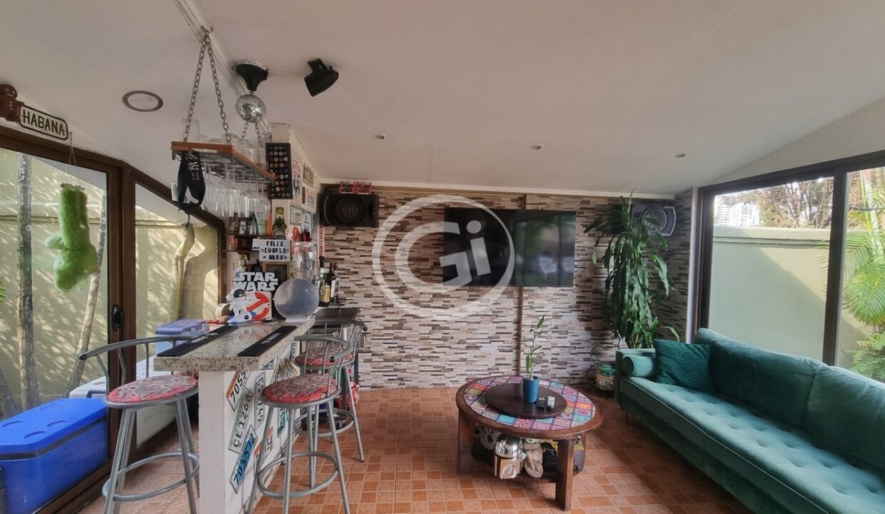6. Bar Venta Casa Paseo Dorado