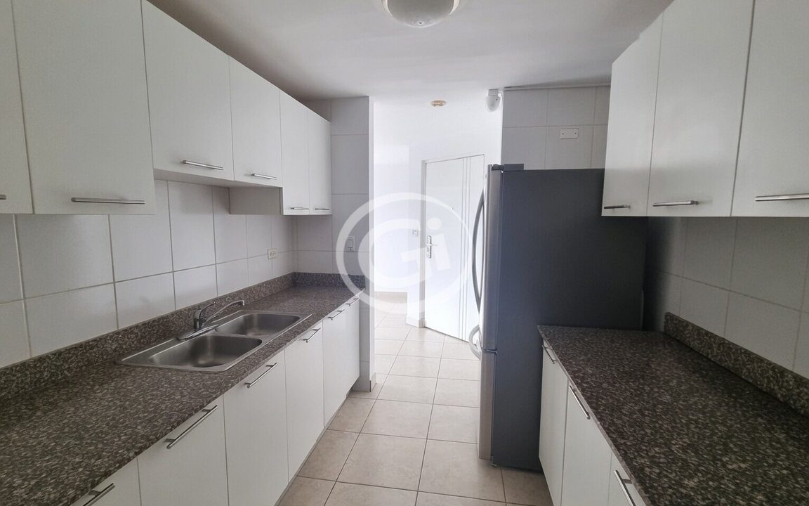 7. Cocina Alquiler Condado Country