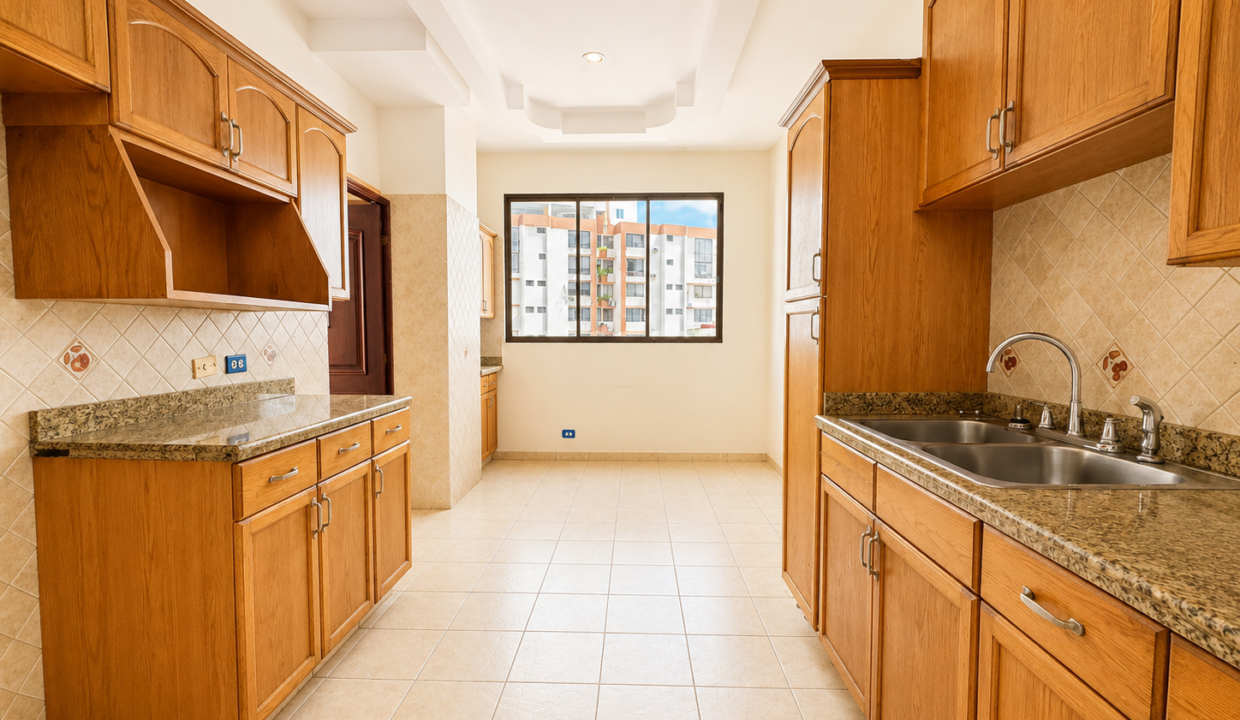 7. Cocina venta apartamento El Carmen Bienes Reposeidos
