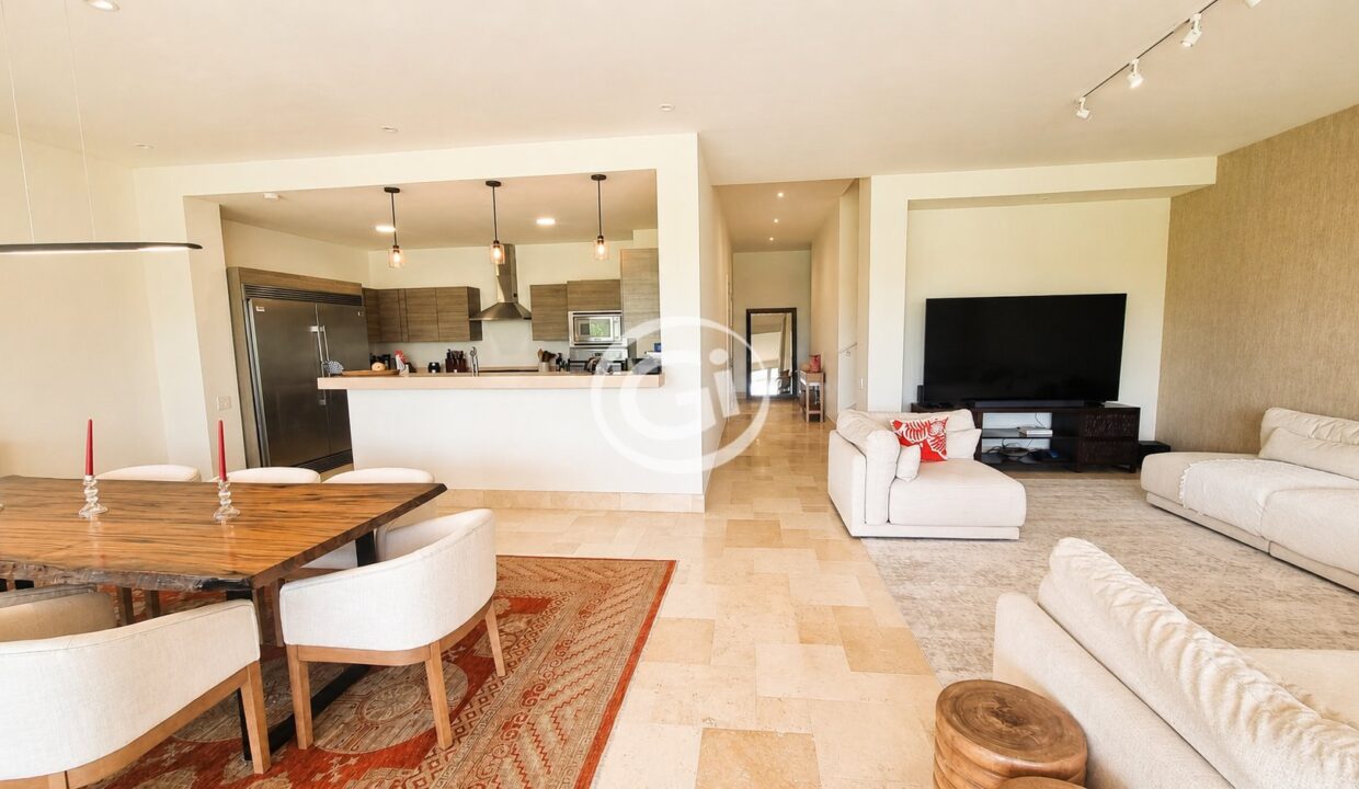 8. Cocina, sala y comedor Venta Buenaventura