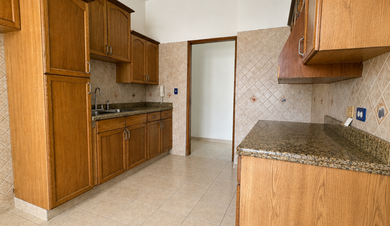 8. Cocina venta apartamento El Carmen Bienes Reposeidos