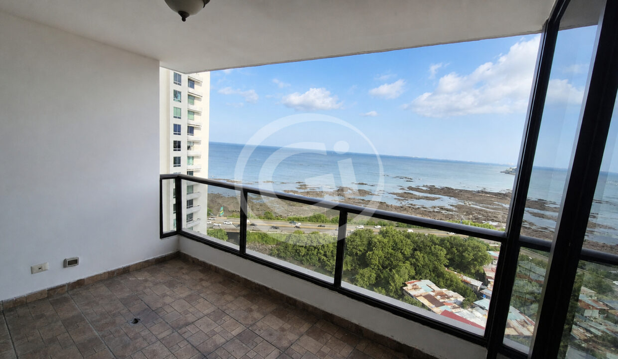 04 Balcon vista al mar - 20260807_160027