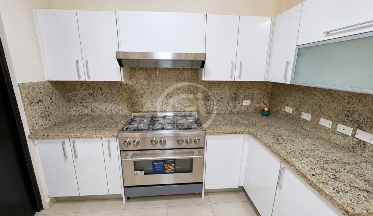 10. Cocina. Casa en Venta. Embassy Club Clayton