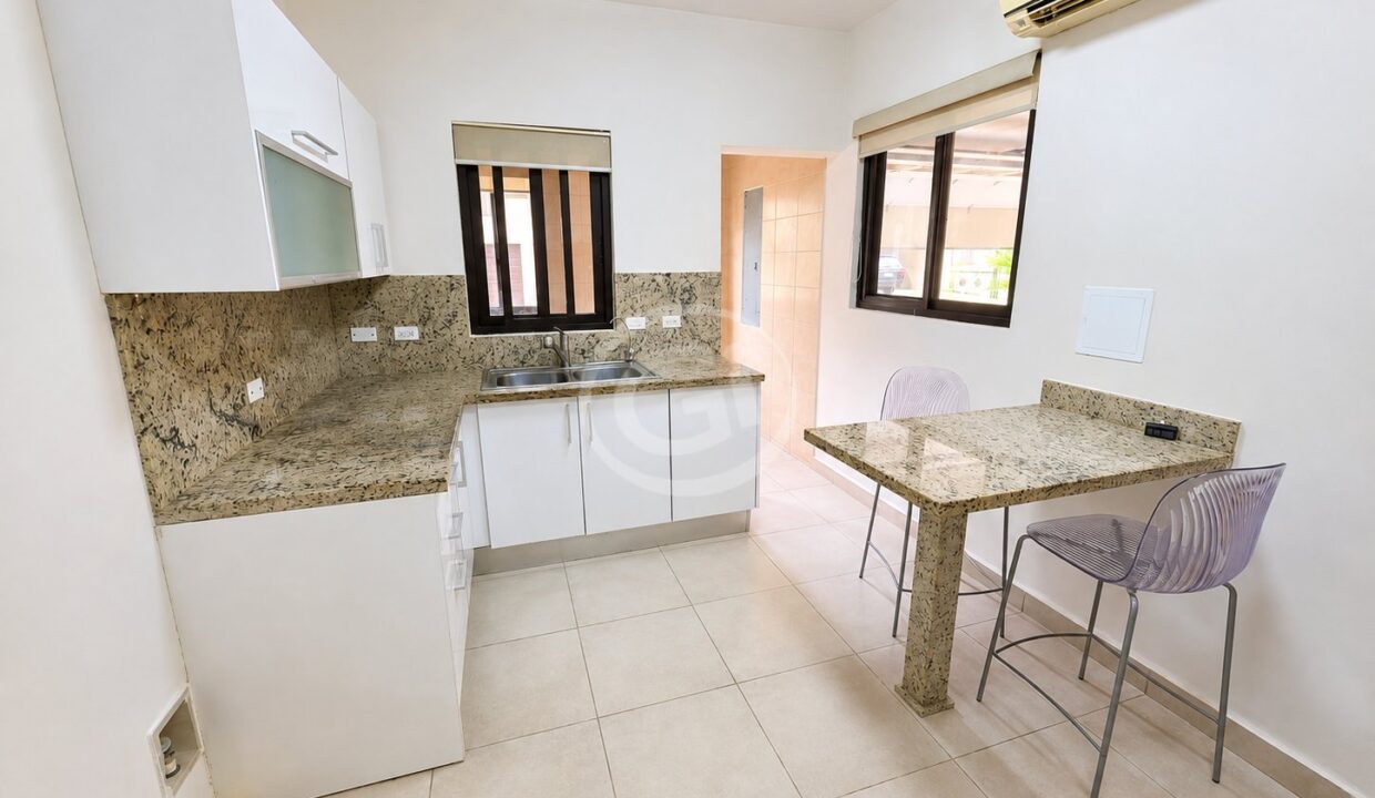 11. Cocina. Casa en Venta. Embassy Club Clayton