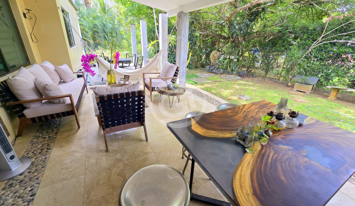 12. Patio. Alquiler y Venta Casa Clayton