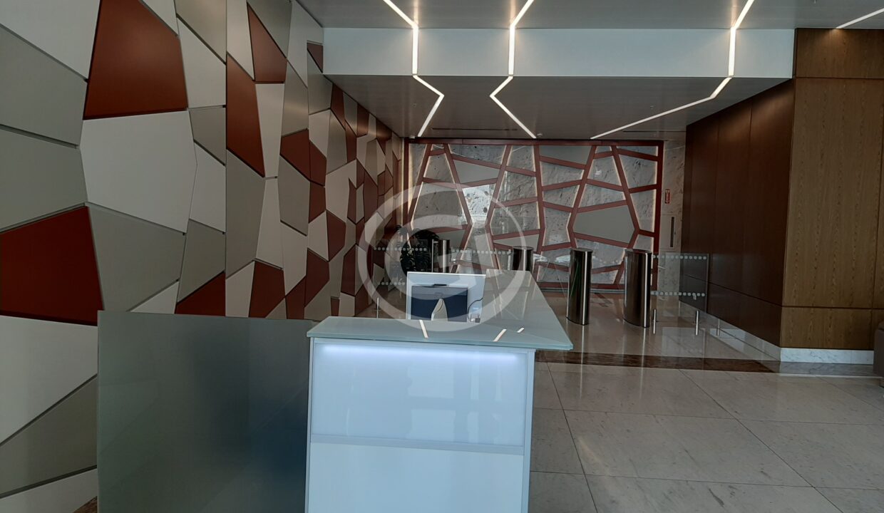 13. Lobby. Atrium Tower. Oficina Alquiler