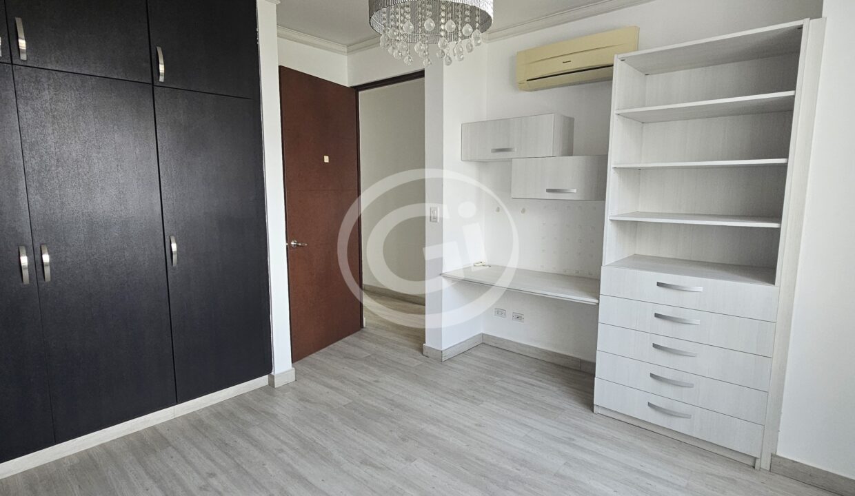 13. habitación secundaria 3 Elevation Tower apartamento venta Reposeído Banistmo