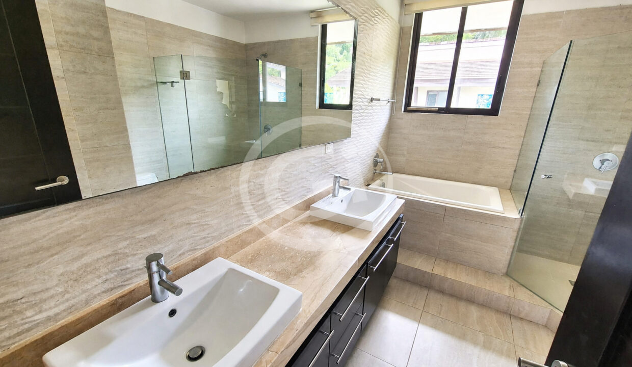 14 baño principal PH Nativa