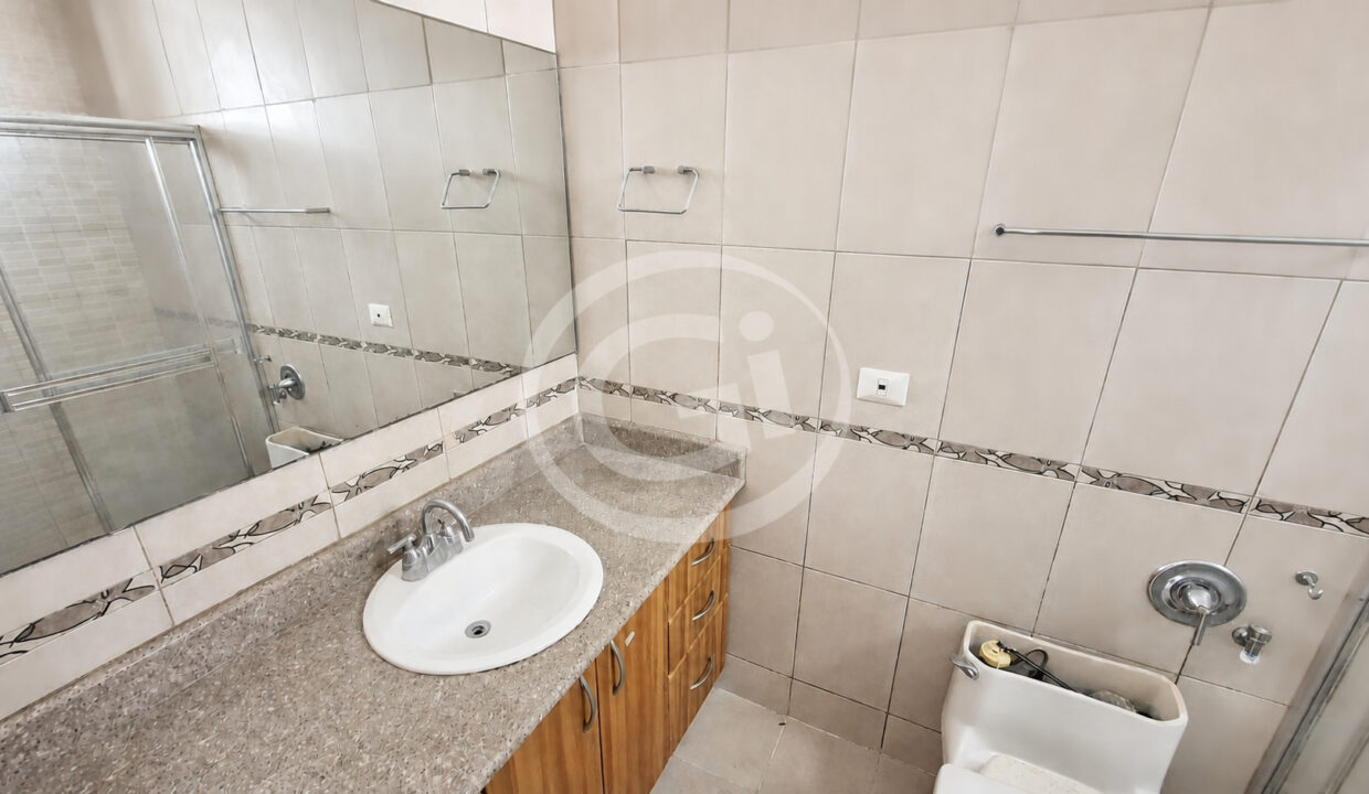 15 Bano secundario - 20260807_160751