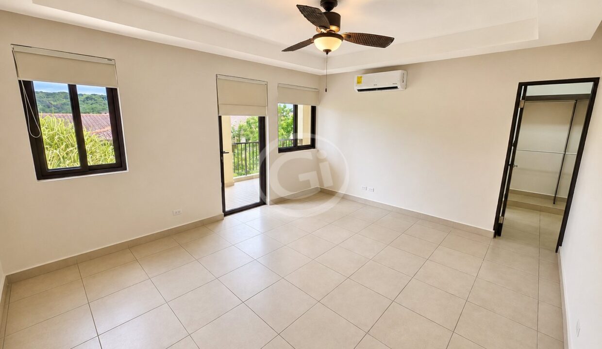 16. Habitación Principal. Embassy Club Clayton