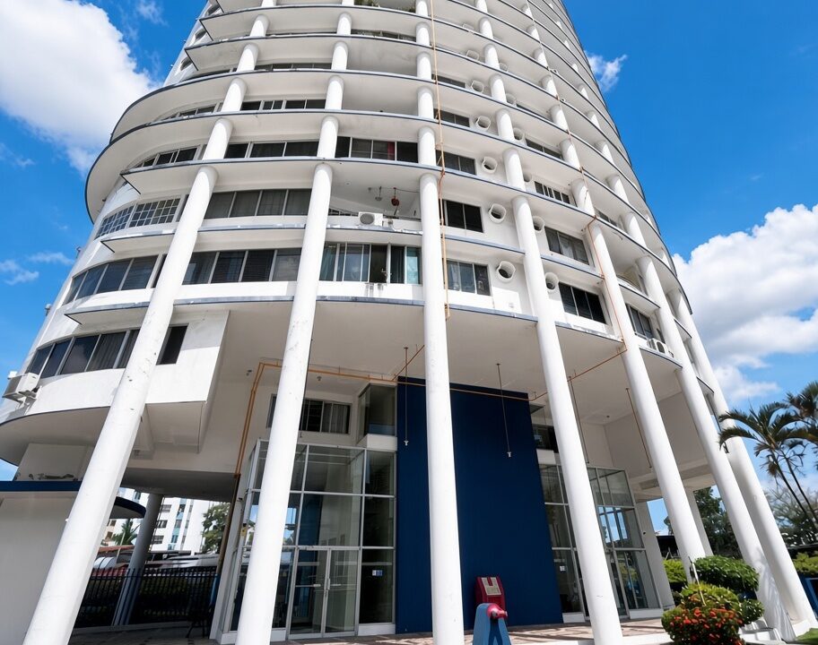 17. Fachada Apartamento Venta Siglo XXI Loceria