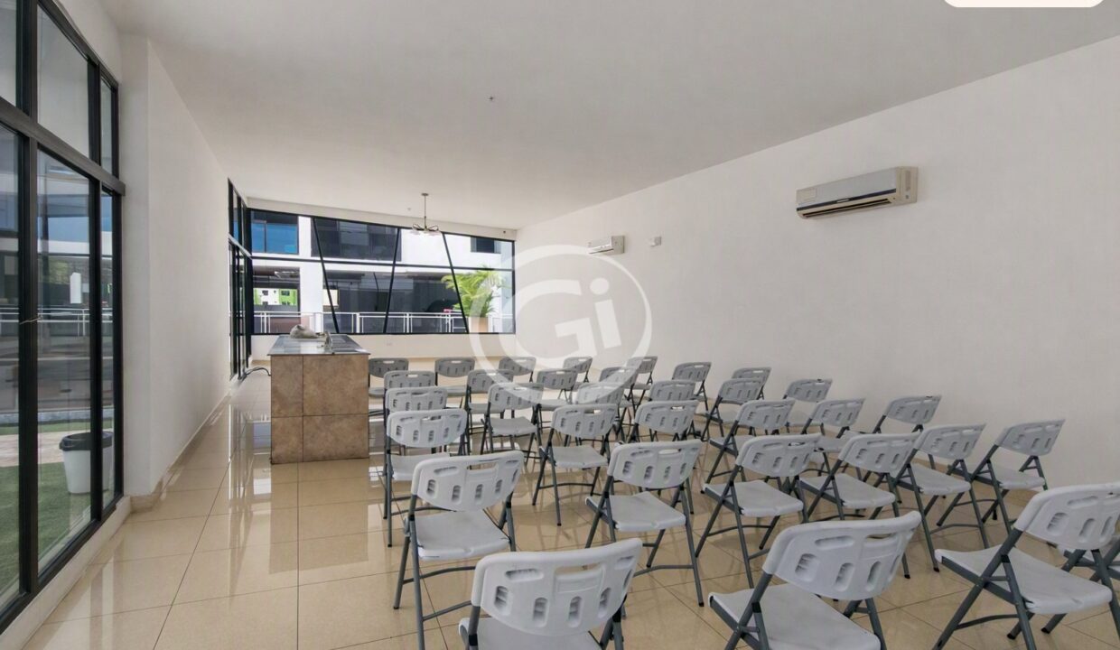 18. Salon de fiestas