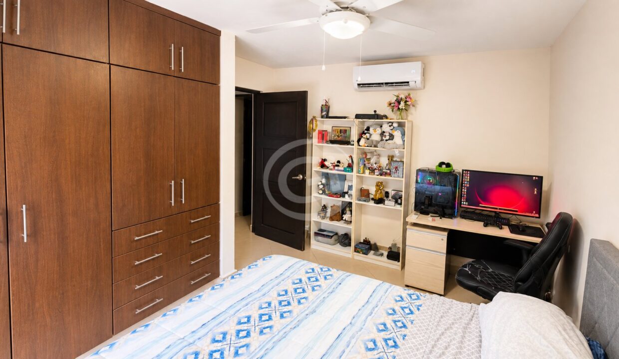 19. Habitación 2. Embassy Club. Clayton. Venta Courtyard