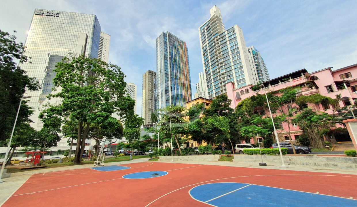 19. Parque Urraca. Alquiler Apartamento Colores de Bella Vista