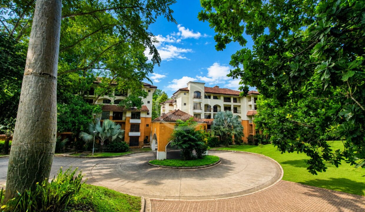 2. Fachada. Embassy Club. Clayton. Venta Courtyard