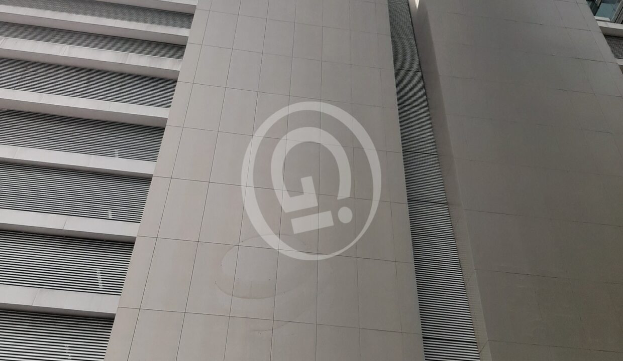 2. Fachada.Atrium Tower. Oficina Alquiler