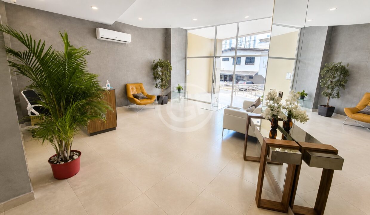2. Lobby (2)