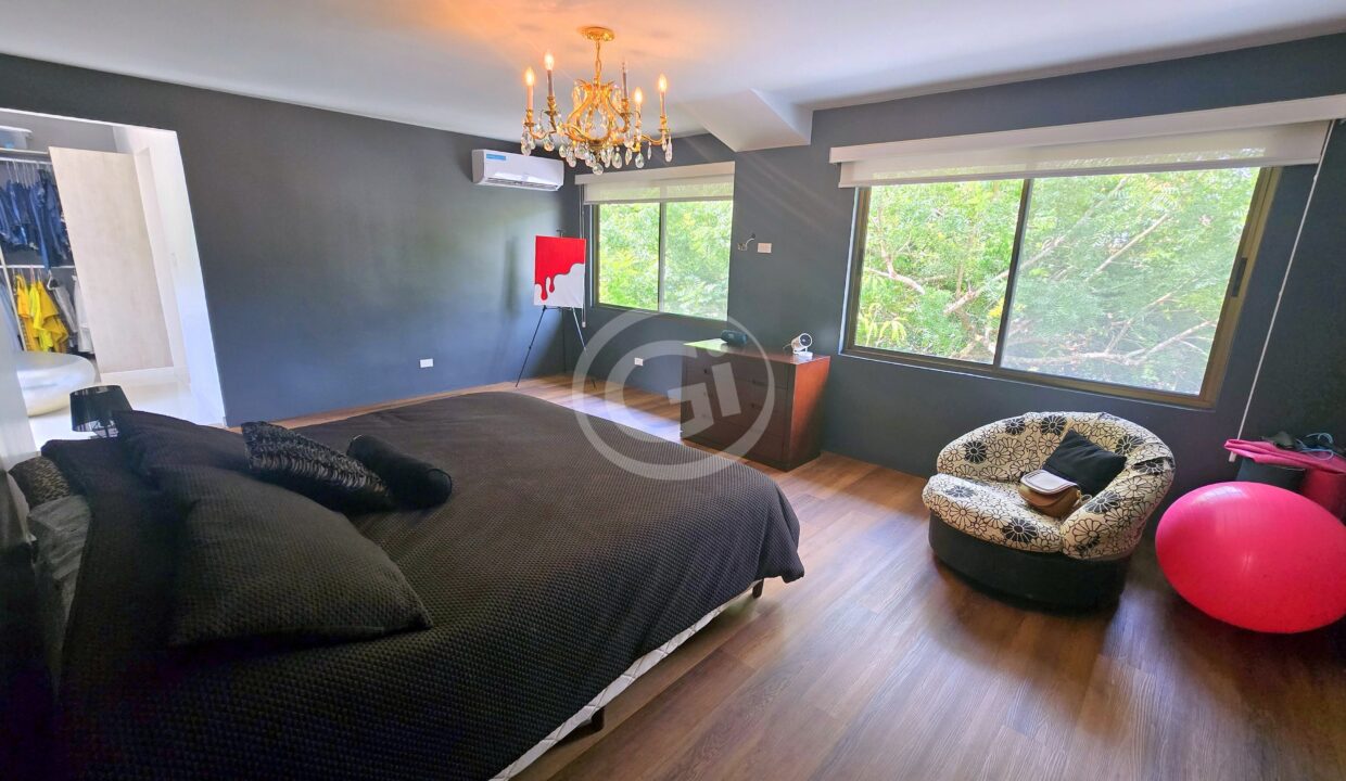 20. Habitación Principal. Alquiler y Venta Casa Clayton