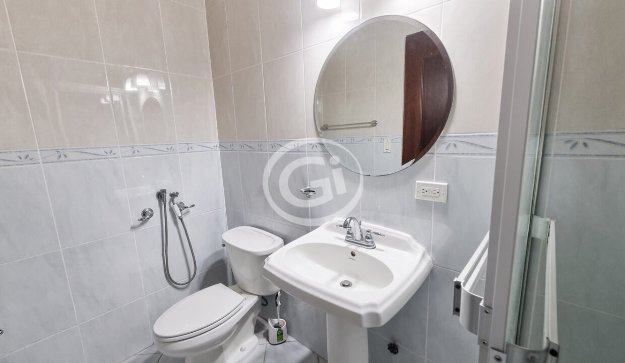 24. Baño 3