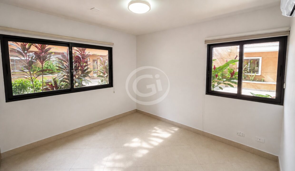 24. Habitación 2. Embassy Club. Clayton. Venta Courtyard Planta Baja
