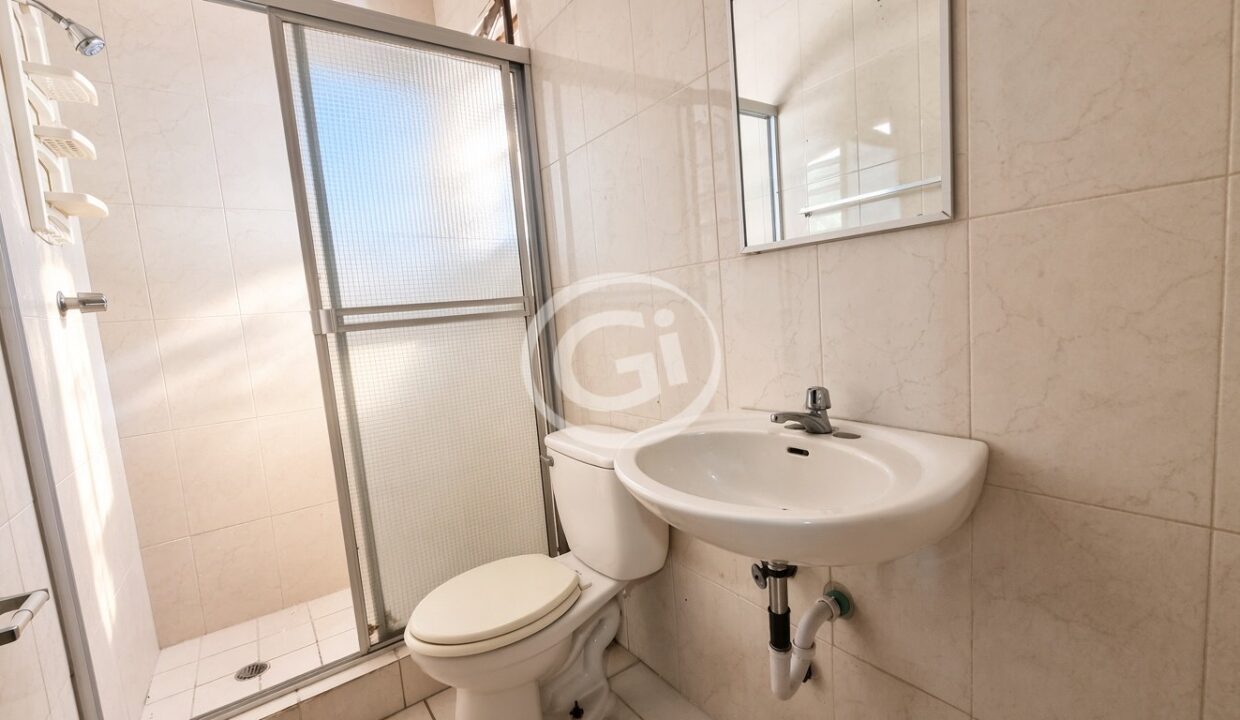 29. Baño de Empleada
