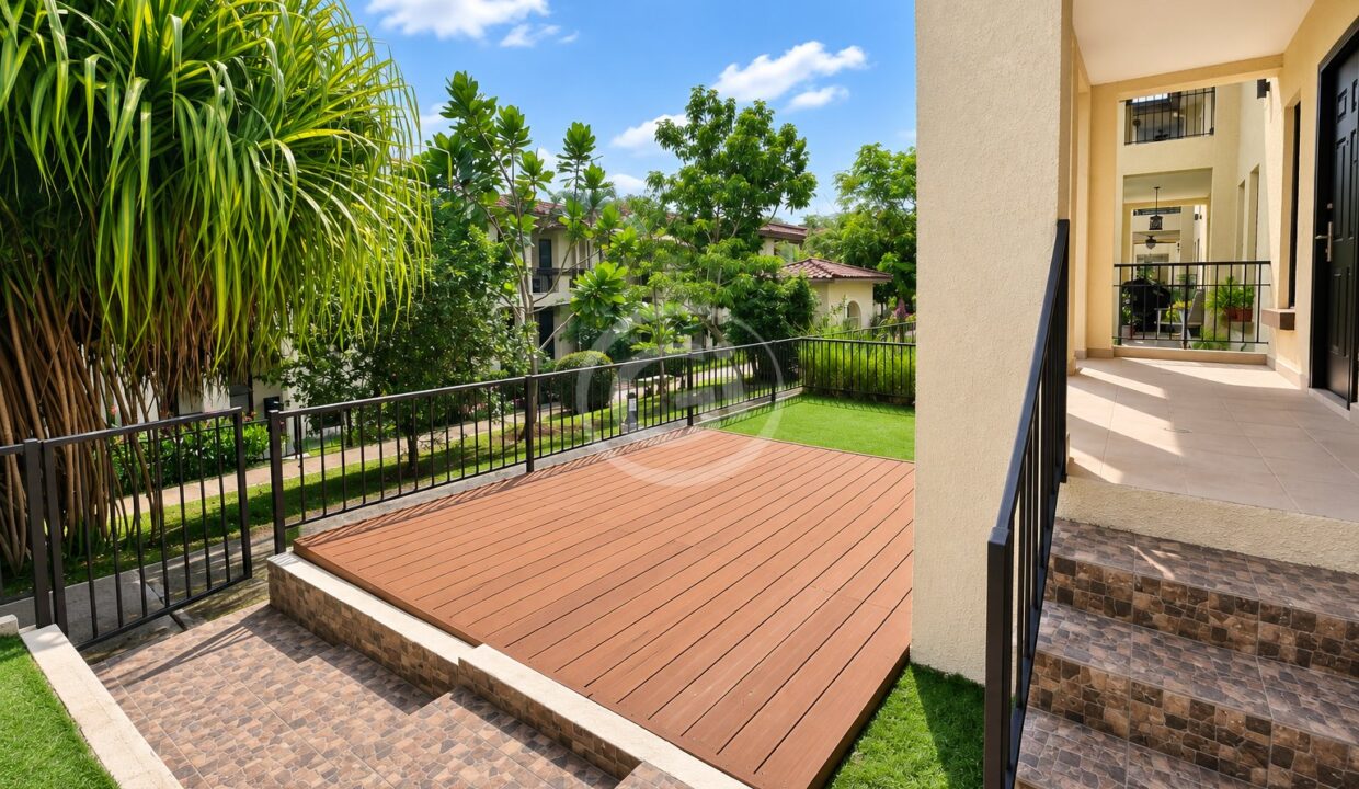 3. Fachada. Casa en Venta. Embassy Club Clayton