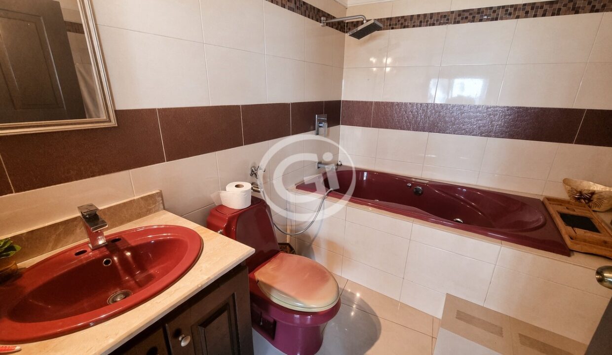 32. Baño Habitacion 3