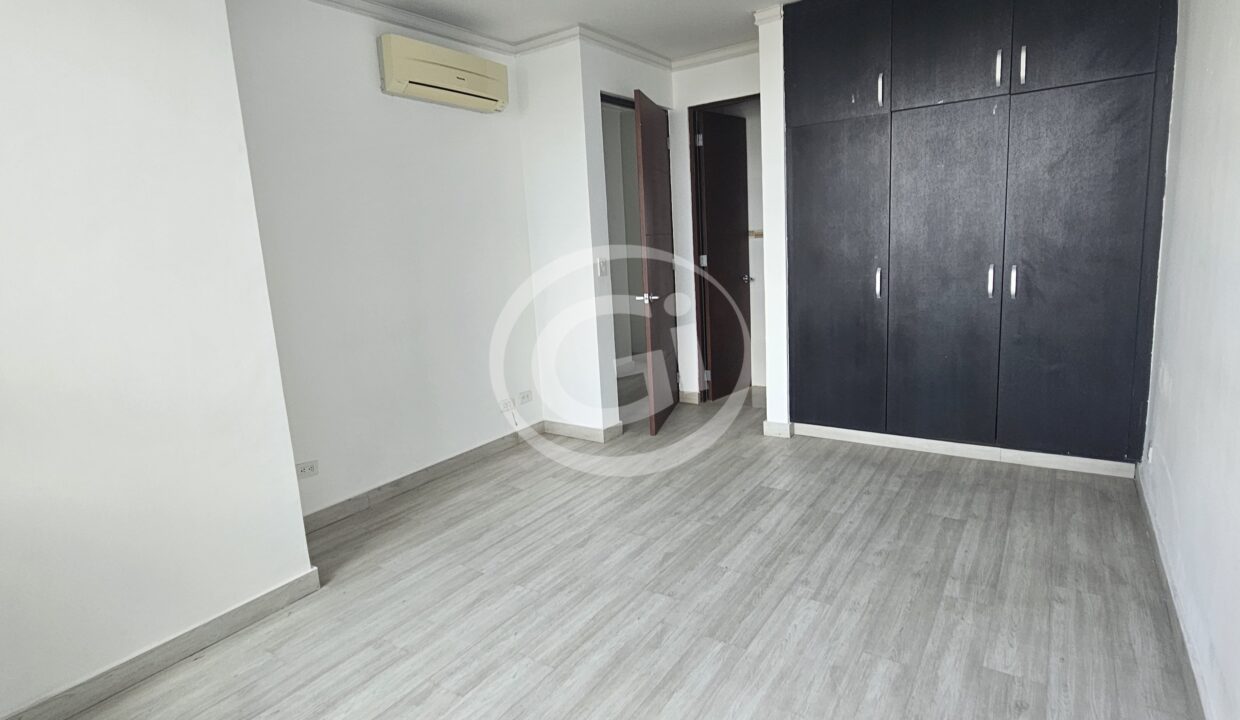 32. Habitación secundaria Elevation Tower apartamento venta Reposeído Banistmo