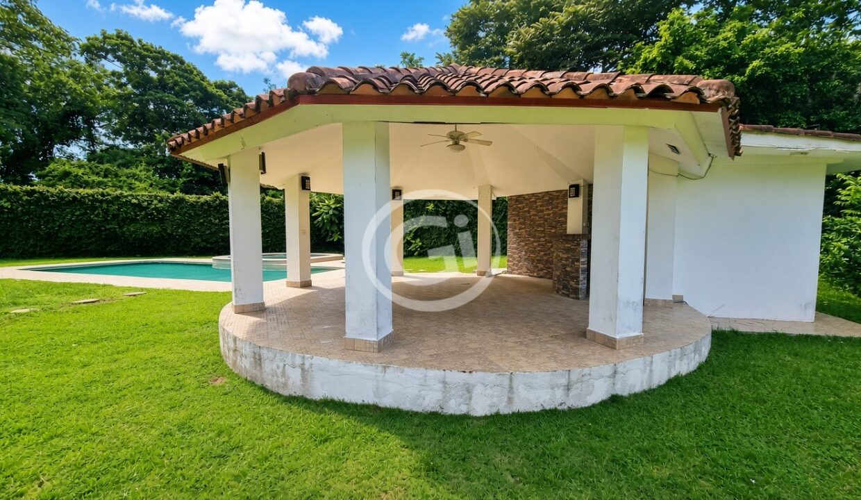 33. Gazebo