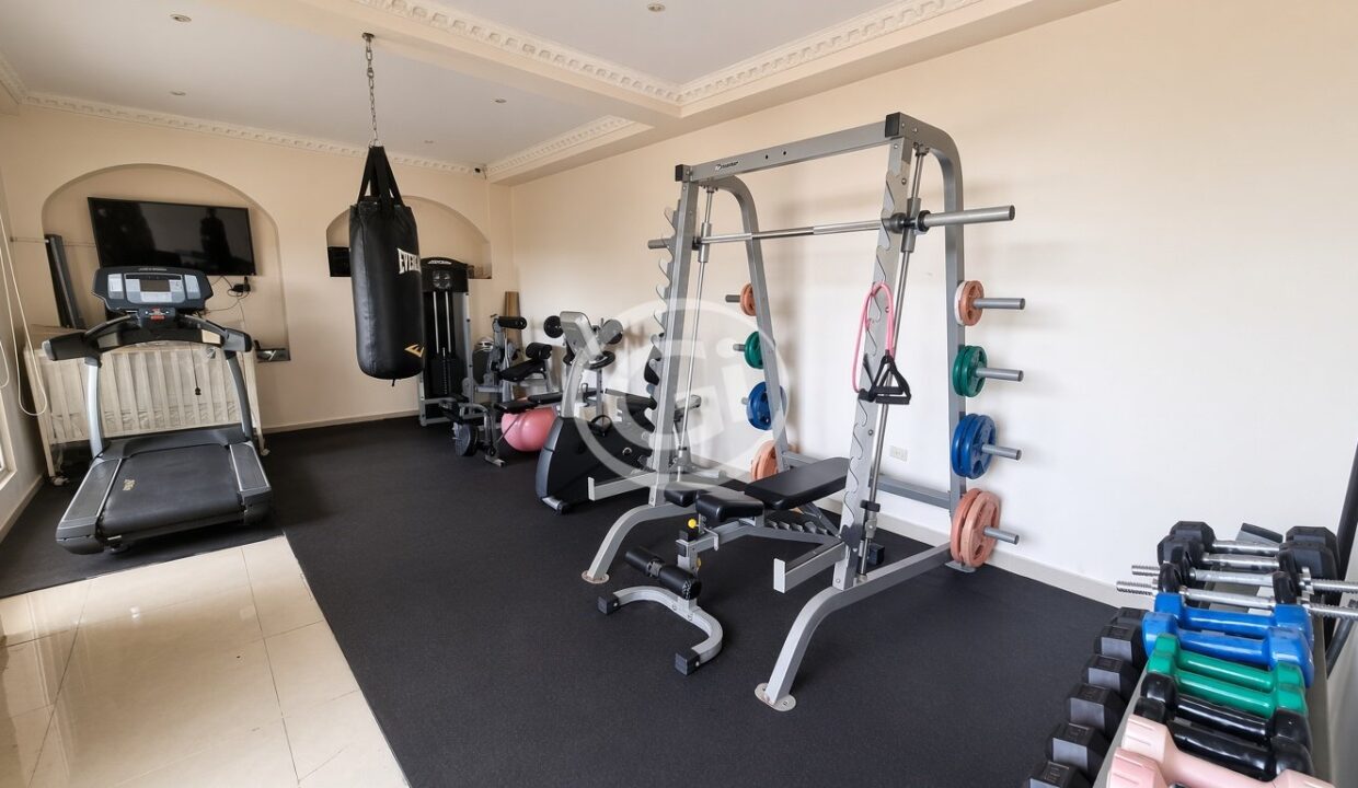 40. Gym