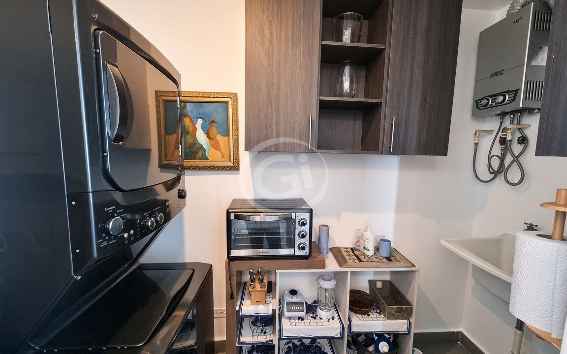 5. Lavandería Alquiler Apartamento Colores de Bella Vista