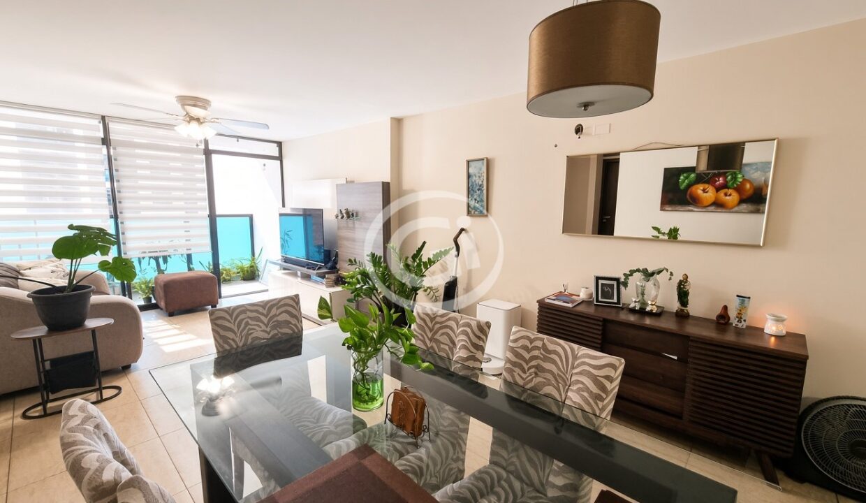 5. Sala