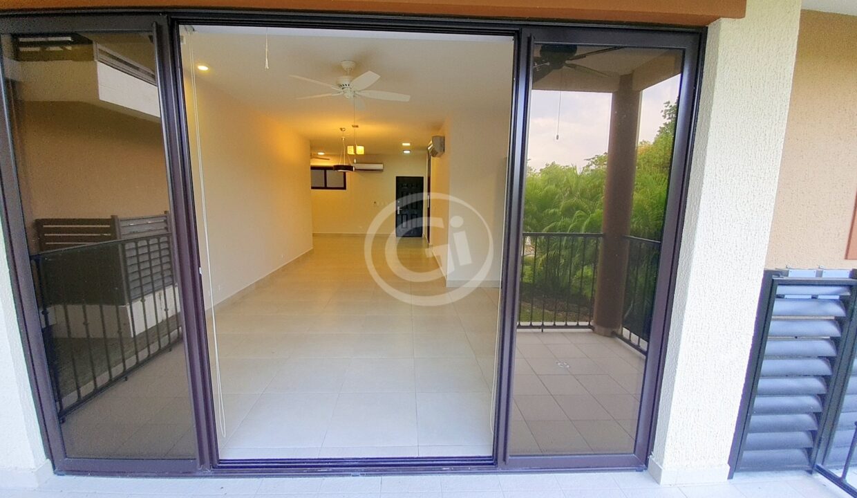 5. Sala-Comedor. Alquiler Embassy Club. Clayton